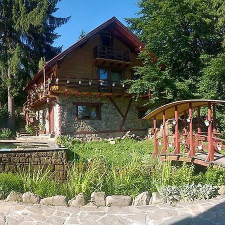 Садиба "У Наталії" Tatariv Ngoại thất bức ảnh